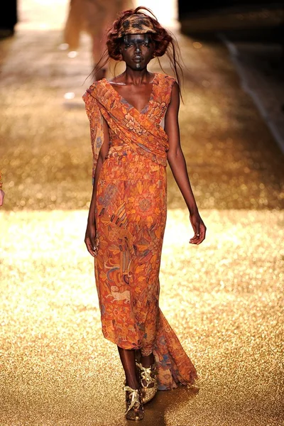 Look 44